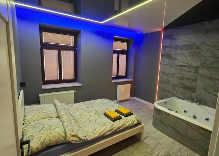 Centrum Jacuzzi Prywatny Parking Klimatyzacja 2